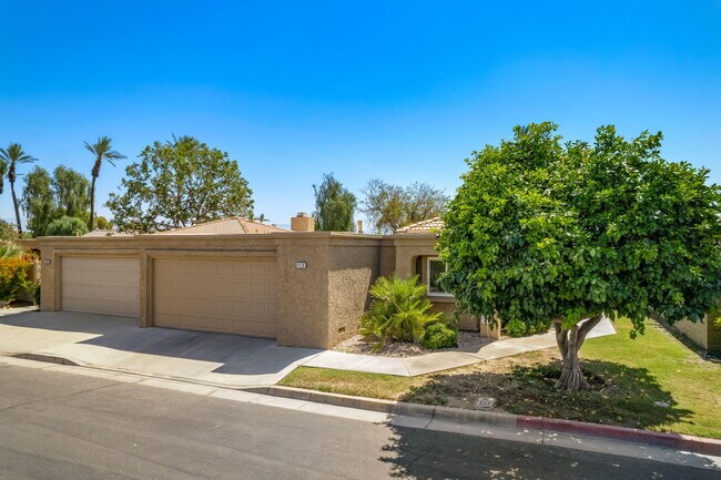 Building Photo - 44715 Monaco Cir