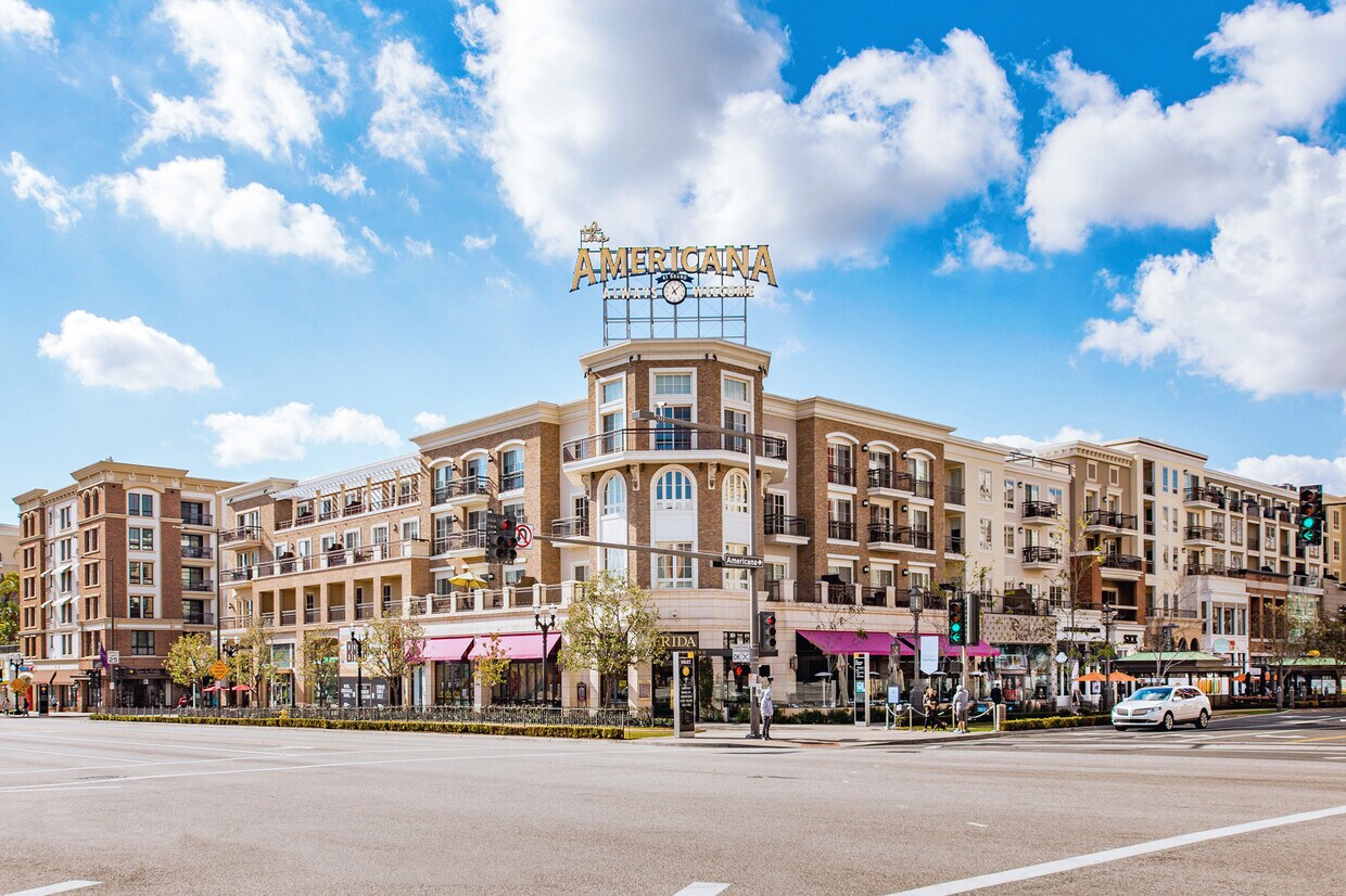 Foto principal - 519 Caruso Ave