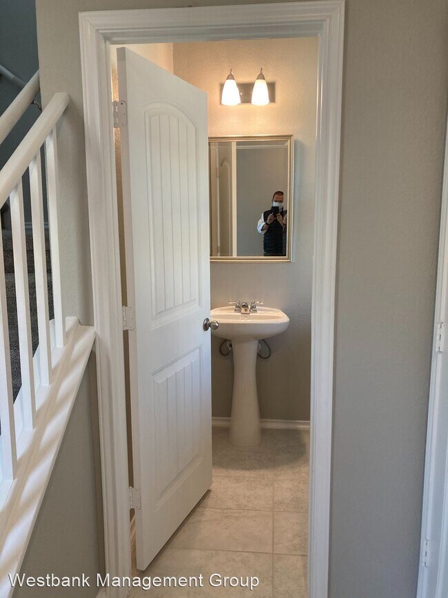 Foto del edificio - 3 br, 2.5 bath House - 160 Lorianne Ln