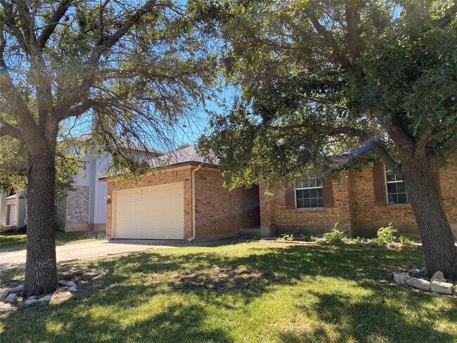 Foto del edificio - 1707 Timberwood Dr