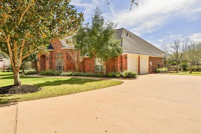 Building Photo - 4426 Thaddeus Ct