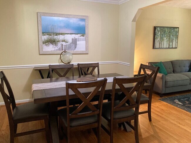 Foto del edificio - 8044 Brightwood Ct