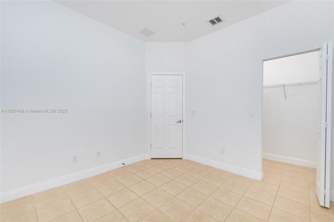 Building Photo - $3,100MONTHLY;11844 SW 26TH STREET MIRAMAR...