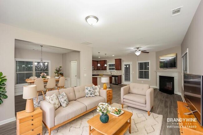 Foto del edificio - 6550 Splitpine Ct
