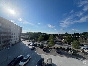 Building Photo - 141 Coolidge Ave