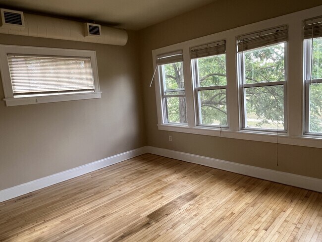 Foto del edificio - 1605 Portland Ave