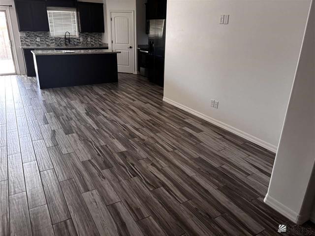 Foto del edificio - 13226 S Sandra Ave