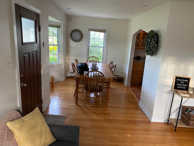 Dining Room - 805 Pershing Ave