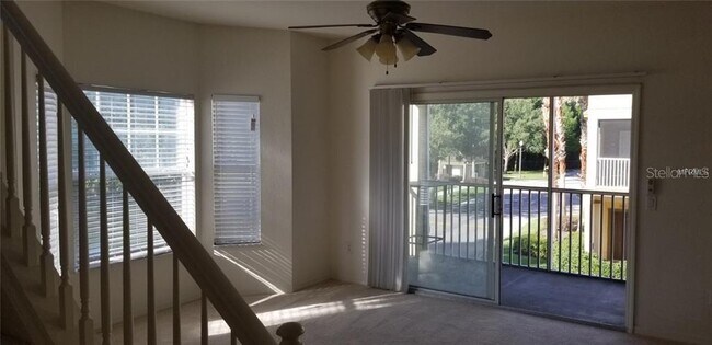 Foto del edificio - 2532 Grand Central Pkwy