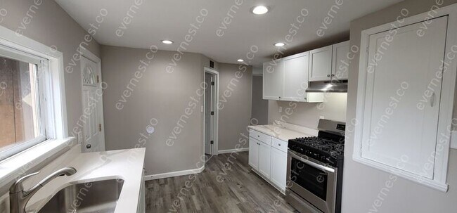 Foto del edificio - 39812 Clintonview St