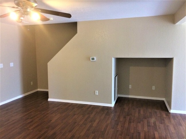 Foto del edificio - Townhome in South Creek