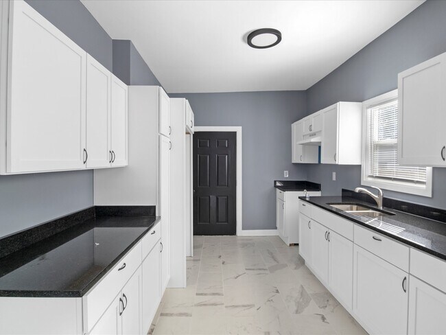 Building Photo - 1700 Nelson AvenueBEDROOM 2A - 807997