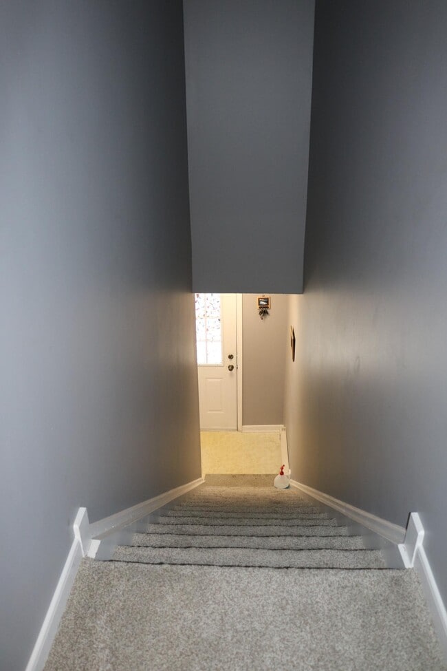 Foto del edificio - 28340 Center Ridge Rd