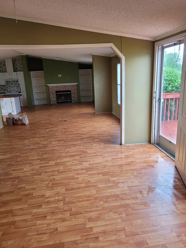 Foto del edificio - 715 Briar Ridge Way