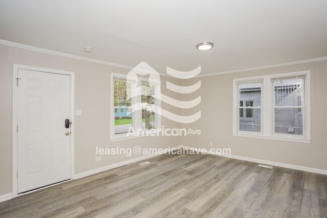 Foto del edificio - 1732 Sylvan Glen