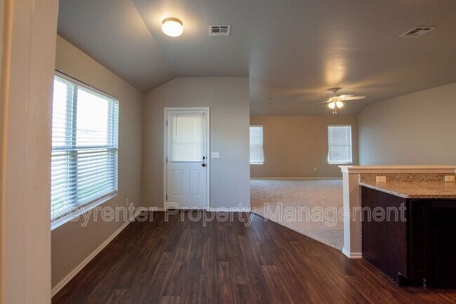 Foto del edificio - 1124 Granite Ln