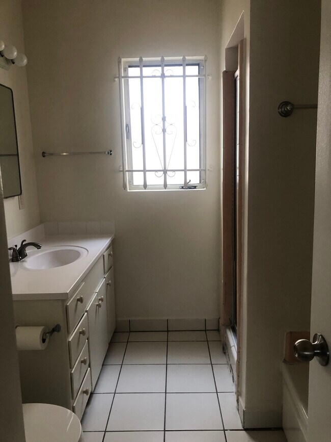 Foto del edificio - 514 Gramercy S Pl