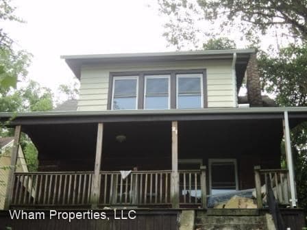 Primary Photo - 3 br, 1 bath House - 21 Clinton Springs