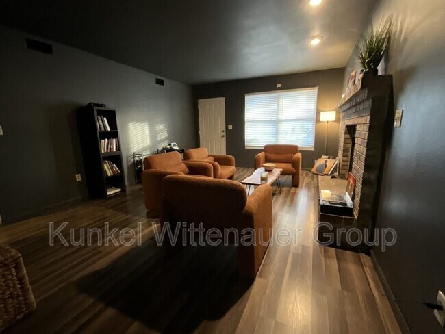 Foto del edificio - 1935 Chevy Dr