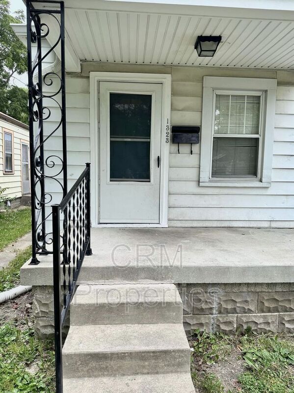 Foto del edificio - 1323 N Chester Ave