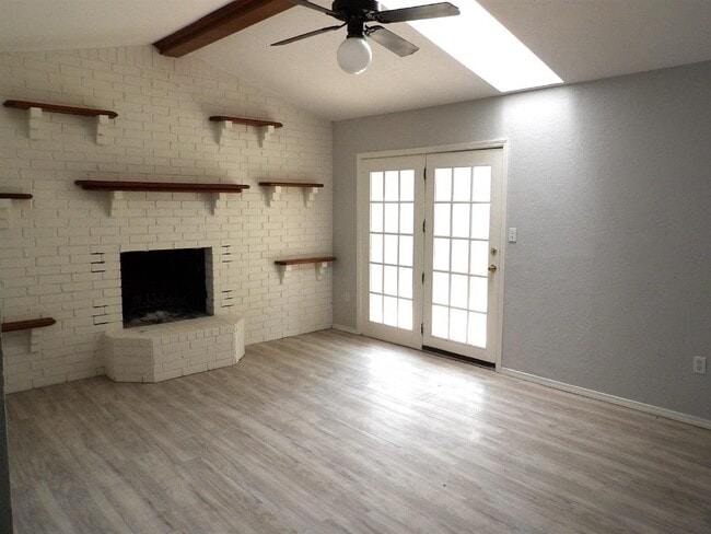 Foto del edificio - 4831 SE Brown St