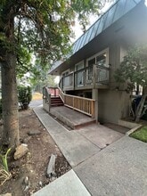 Building Photo - 2524 NE Division St