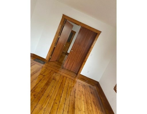 Primary Photo - 15 Moulton St