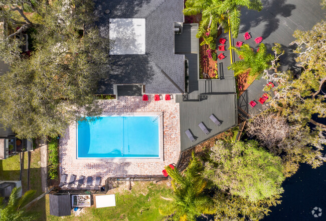 Pool /Deck Area - Rivertree Landing