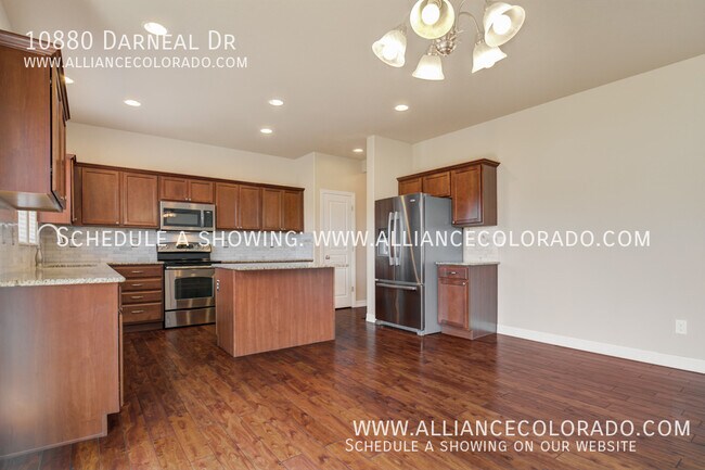 Foto del edificio - 10880 Darneal Dr