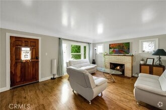 Building Photo - 3501 Del Mar Blvd