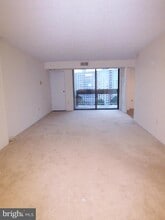 Building Photo - 5300 Holmes Run Pkwy