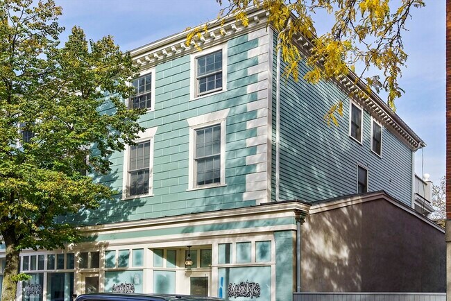 Foto del edificio - 266 Essex St
