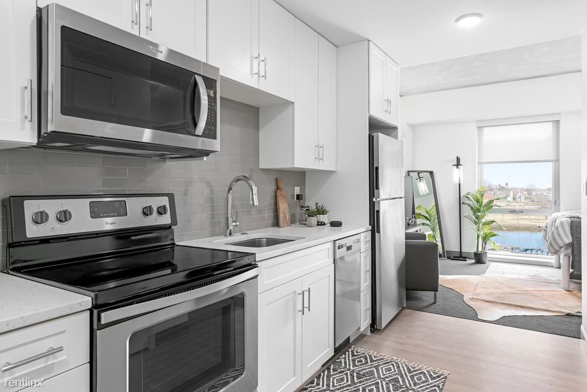 Studio, 1 bath - 40 Point St Unit 25 - Studio, 1 bath  - 40 Point St Unit 25