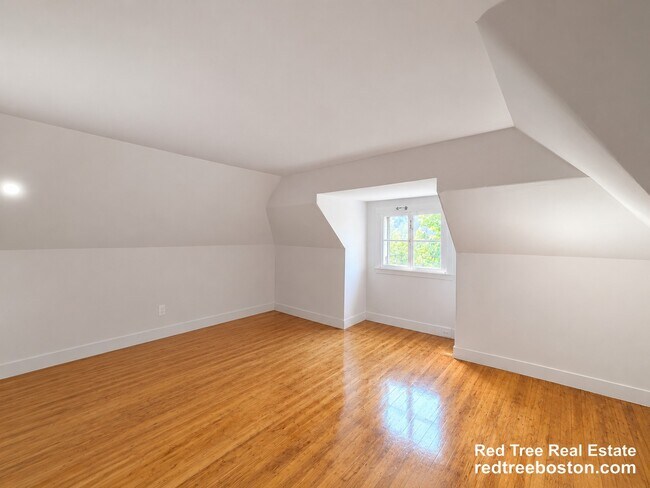 Foto del edificio - 45 N Beacon St