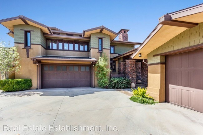 Foto del edificio - 6 br, 5.5 bath House - 9651 Crestview Circle