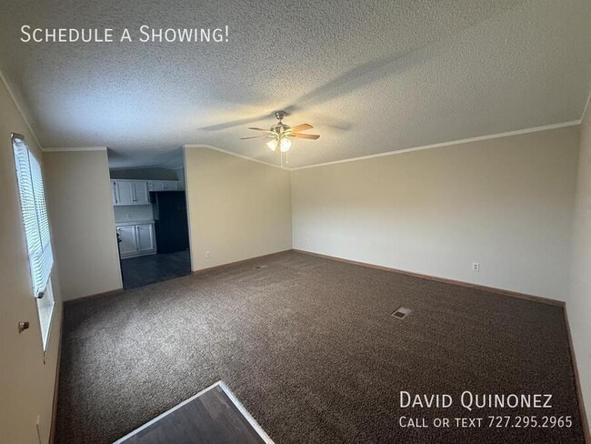 Building Photo - 6706 Country Ln