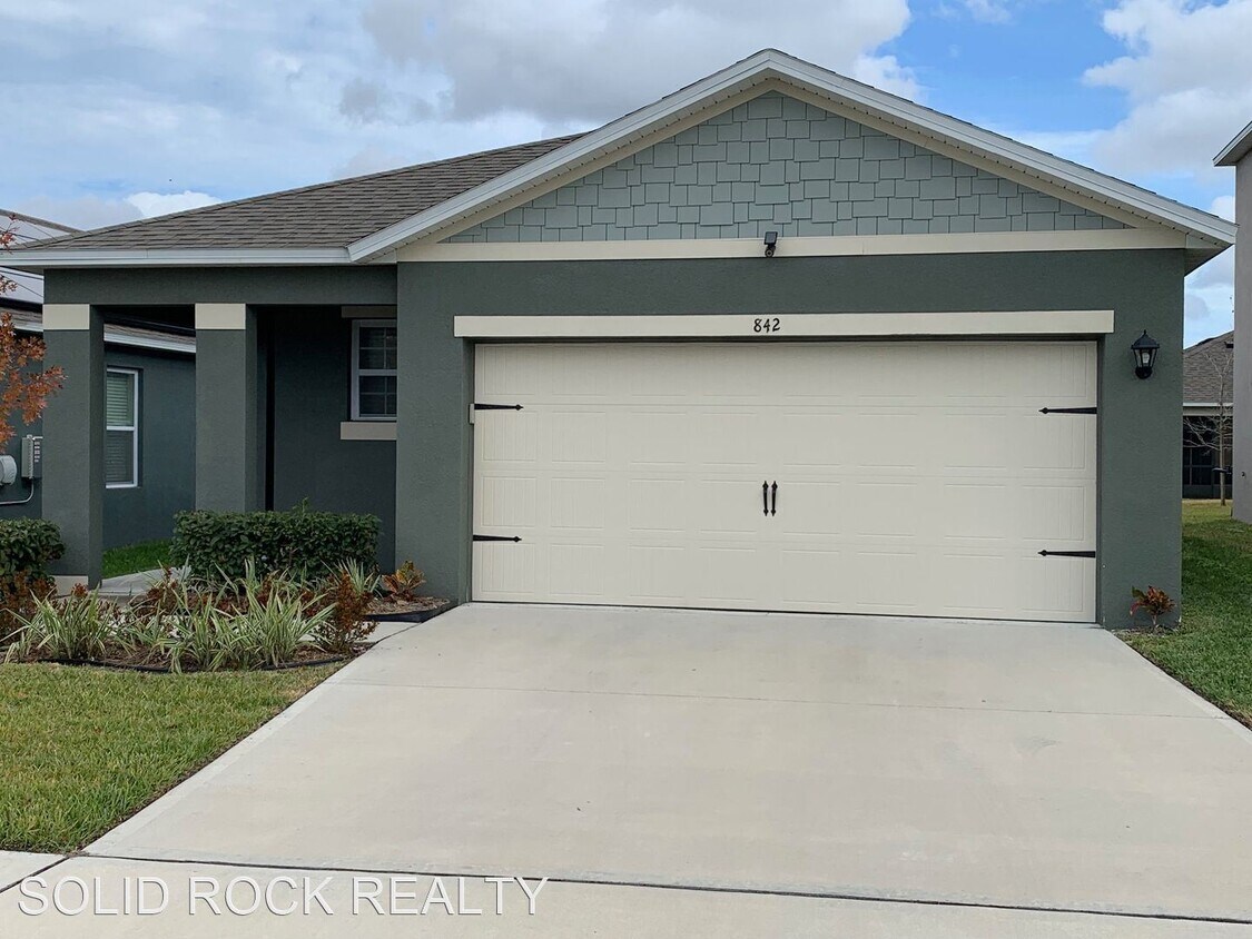 Foto principal - 3 br, 2 bath House - 842 Gunnison Dr