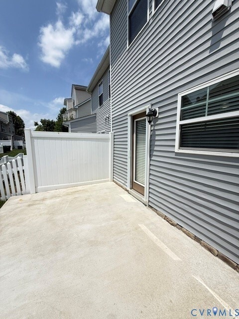 Foto del edificio - 8057 Ellendale Dr