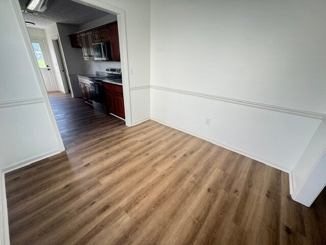 Foto del edificio - 2208 Summerwind Dr