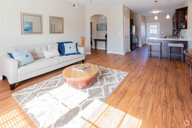 2HAB, 2BA - Sala de estar - Wyndamere Apartments - WYN