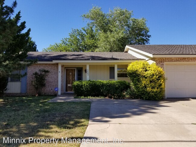 Foto del edificio - 2 br, 2 bath House - 3602 W. 10th St.