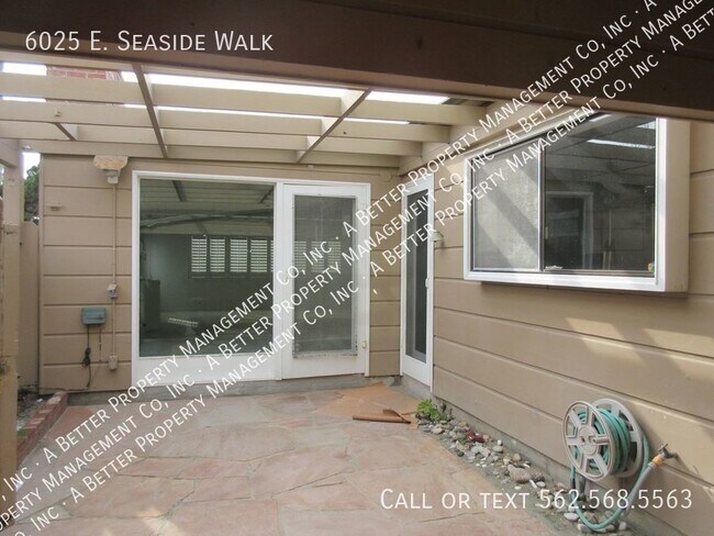 Building Photo - BEACHFRONT OCEAN VIEW HOUSE w/New Floors, ...