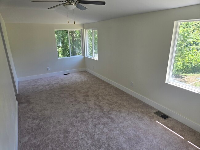 Building Photo - 1942 Walnut St