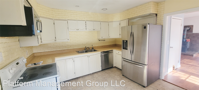 Foto del edificio - 2 br, 1 bath House - 10 Sherwood Drive