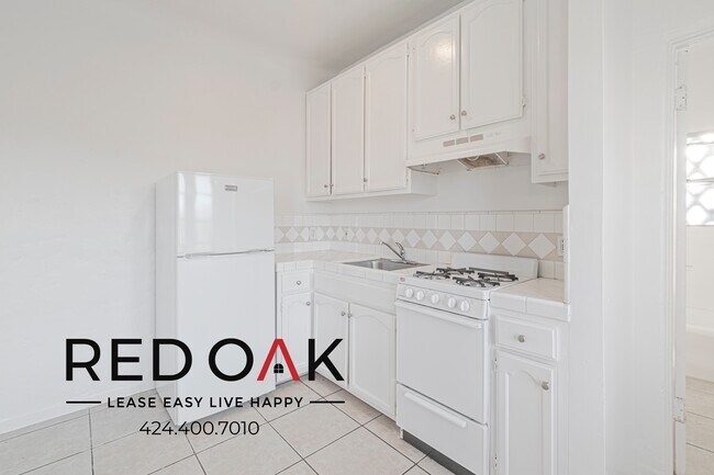 Foto del edificio - 706 N St Andrews Pl
