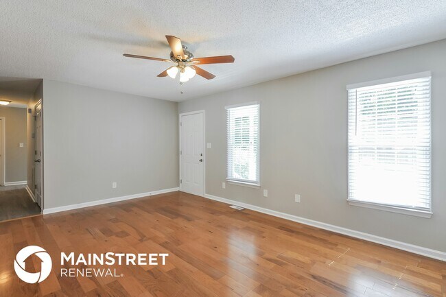 Foto del edificio - 5129 Dantonville Ct