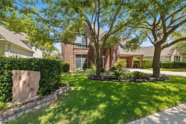 Building Photo - 2275 Fernspring Dr