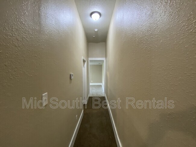 Foto del edificio - 1222 W 19th St