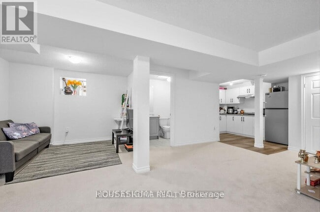 Building Photo - 1348 Apollo St