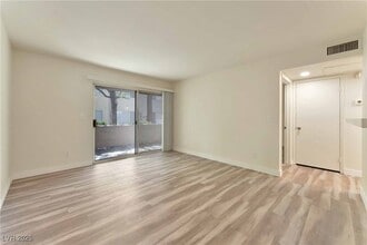 Building Photo - 5259 Caspian Springs Dr